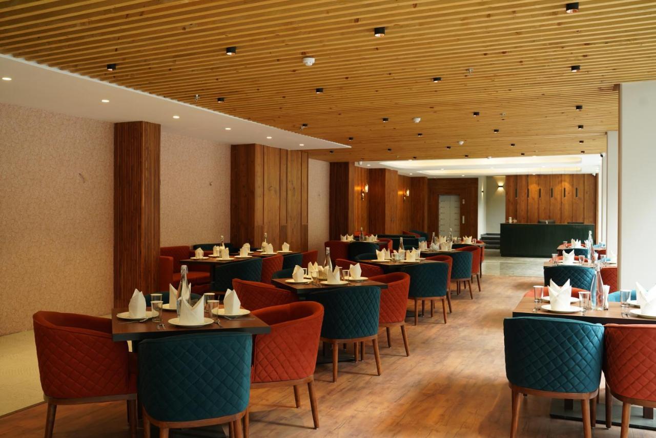 Arnisa Kasauli - A Boutique Hotel Buitenkant foto