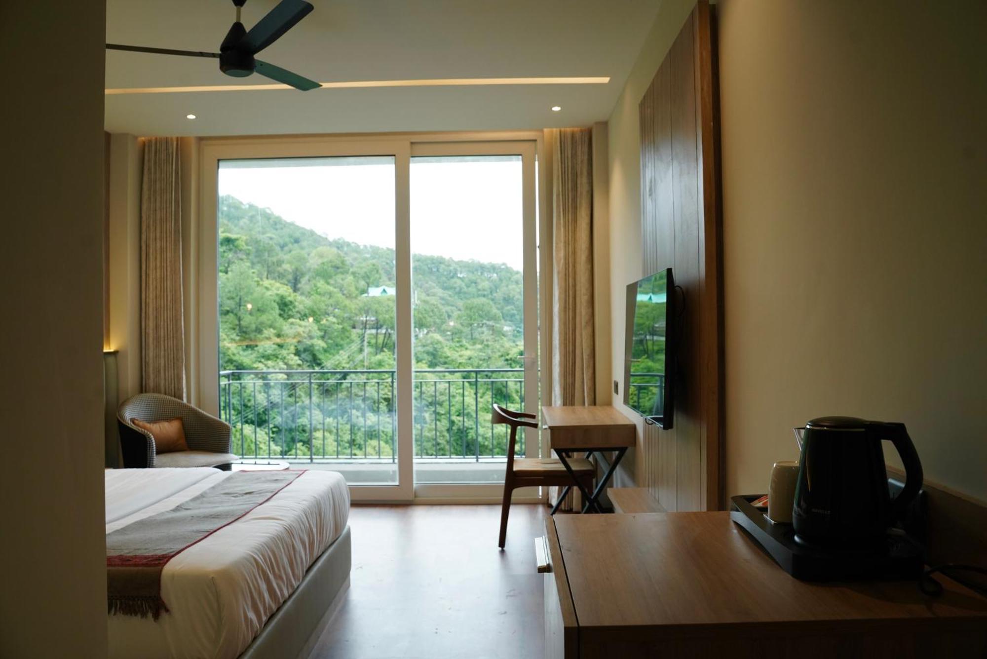 Arnisa Kasauli - A Boutique Hotel Buitenkant foto