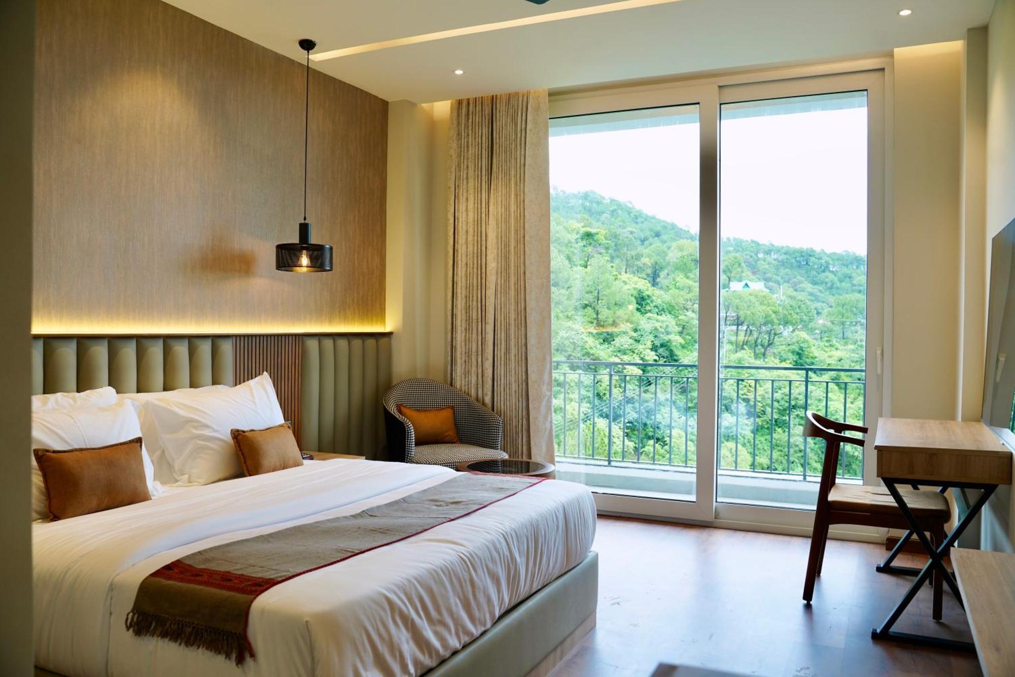 Arnisa Kasauli - A Boutique Hotel Buitenkant foto